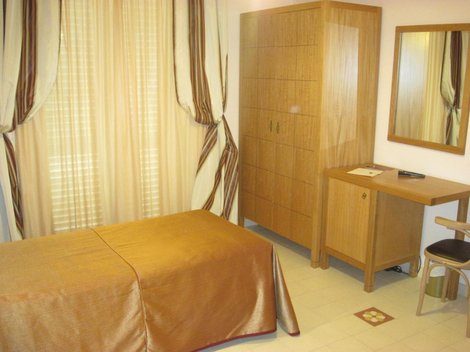 Bedroom 2, Palace Hotel Una Nuova Strada, Catanzaro