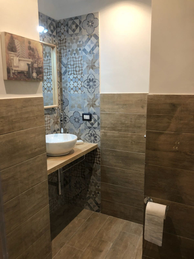 Bathroom 3, La Casa di Ulisse, Napoli