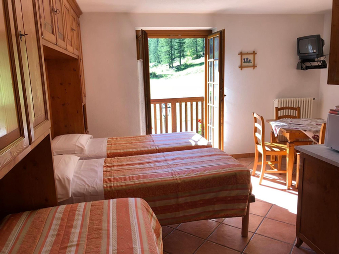 Bedroom 3, Oberteil, Aosta