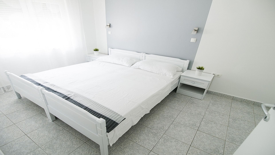 Bedroom 3, Villa Mona, Rogoznica