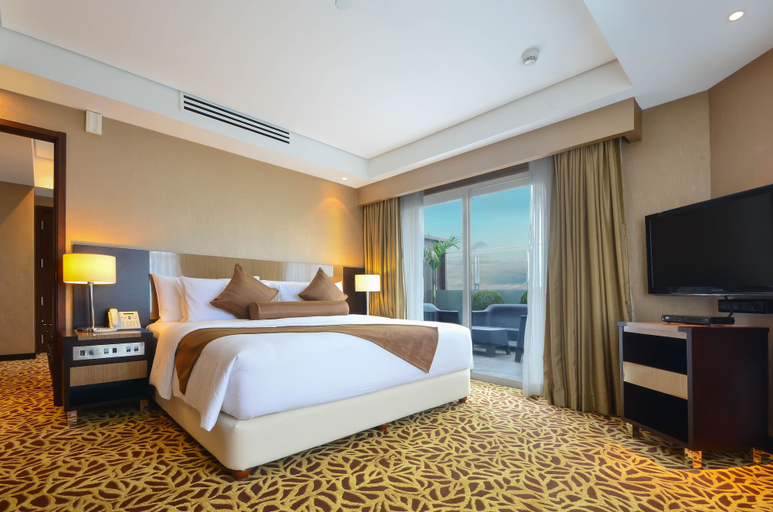 Bedroom 3, Acacia Hotel Manila, Muntinlupa