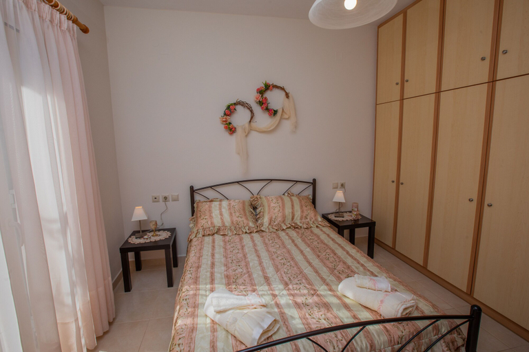 Bedroom 3, Elisso Apartment, Ionian Islands
