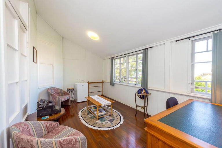 Others 5, Auckland Hill Bed & Breakfast, Gladstone