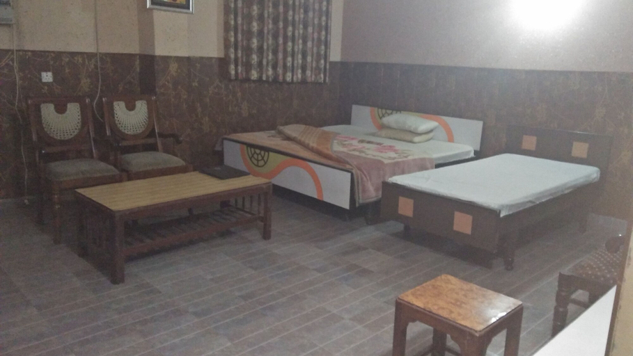 Bedroom 4, Finlandia hotel, Moga