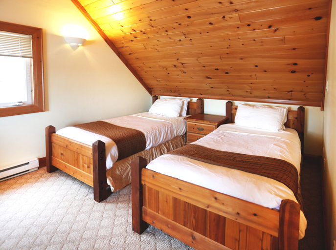 Bedroom 4, Lakefront Cottage Amazing View, Muskoka