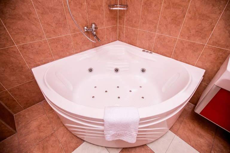 Bathroom 3, Travel Hotel, Baku