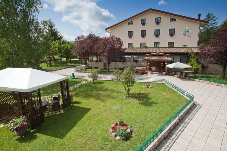 Exterior & Views 2, Hotel Iris, L'Aquila