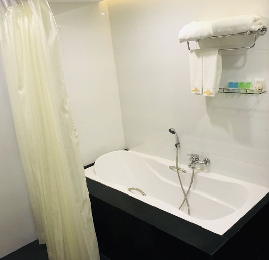 Bathroom 3, Capital Hotel, Mandalay
