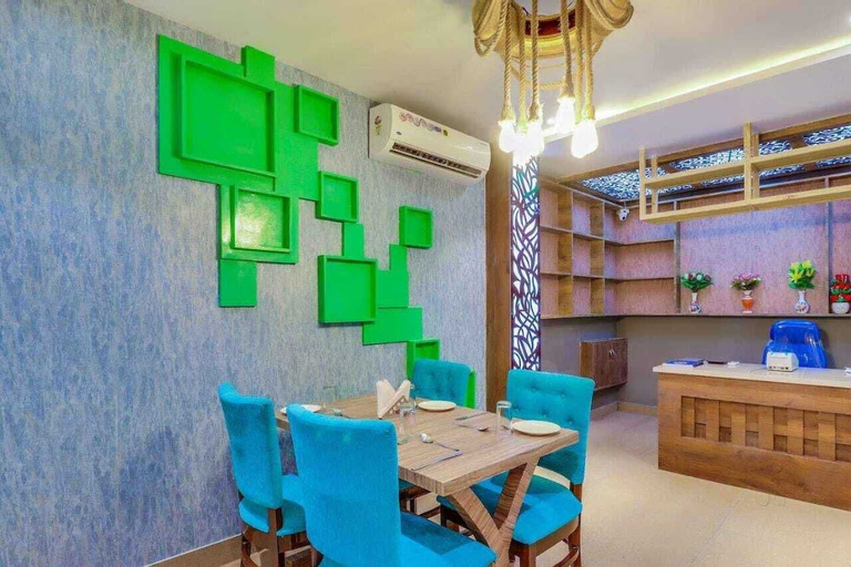 Others, Hotel Raj Palace, Azamgarh