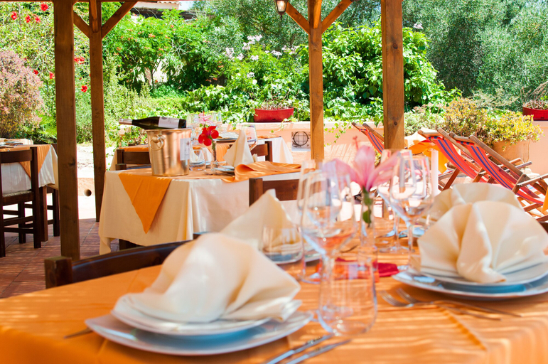 Food & Drinks 4, Hotel Maladroxia, Carbonia-Iglesias