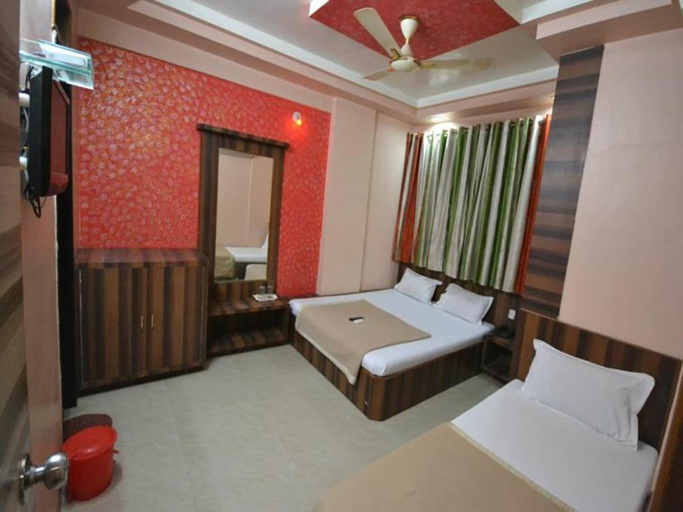 Bedroom 2, Hotel Sai Hari Prasad, Ahmadnagar