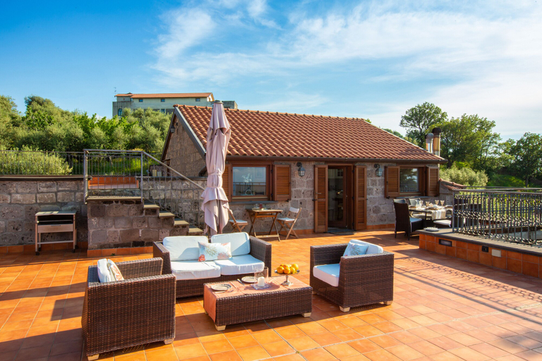 Exterior & Views, Romantic Rooftop Apartment with Pool&Terrace, Napoli