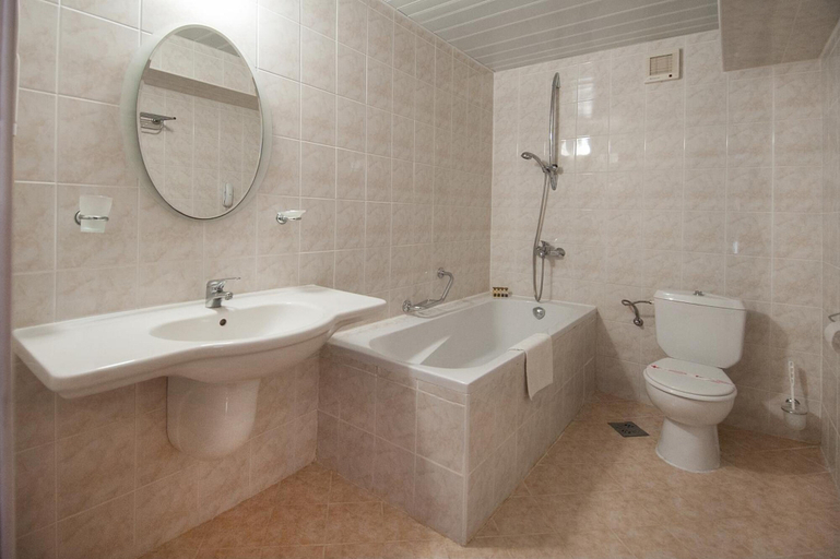 Bathroom 4, Hotel Mercury, Nesebar