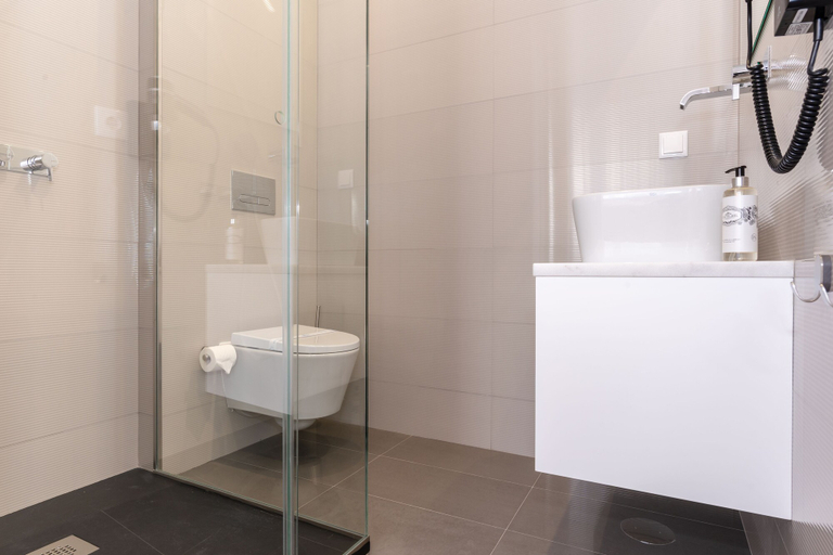 Bathroom 4, Feel Porto Downtown Townhouses, Porto