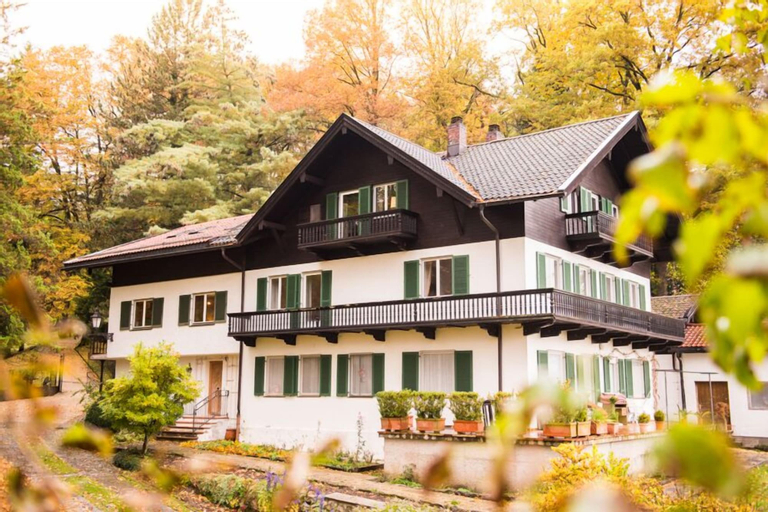 Villa Sawallisch, Traunstein