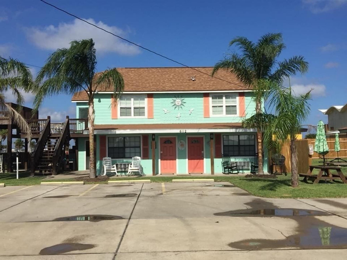 Exterior & Views 2, Candlelight Cottages by the Beach, Aransas