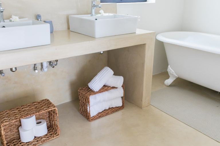 Bathroom 4, 401 Rozendal Cottages, Cape Winelands