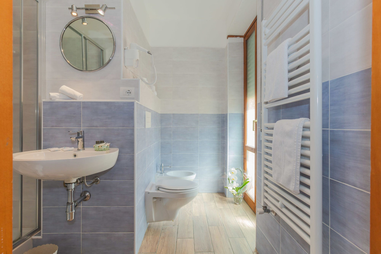 Bathroom 3, Hotel Viterbo Inn, Viterbo
