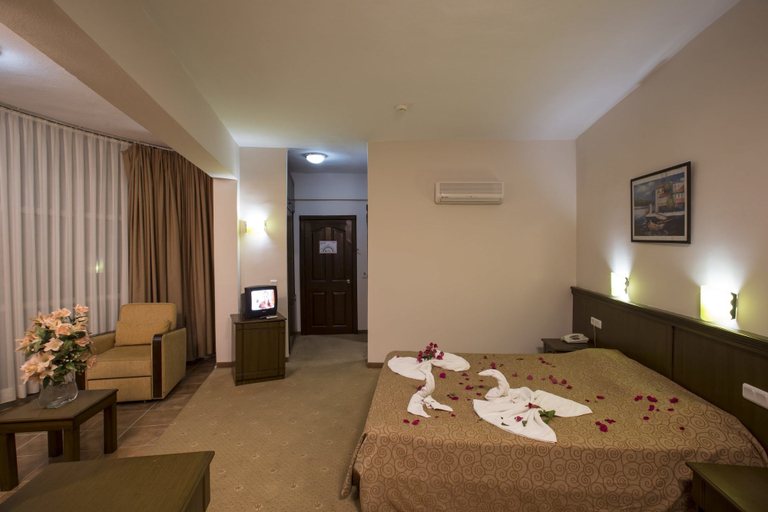 Bedroom 4, Tokay Hotel, Kemer