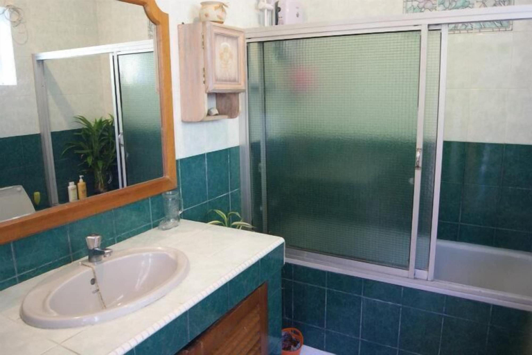 Bathroom, Brahminy Kite Holiday Home, Kota Kinabalu