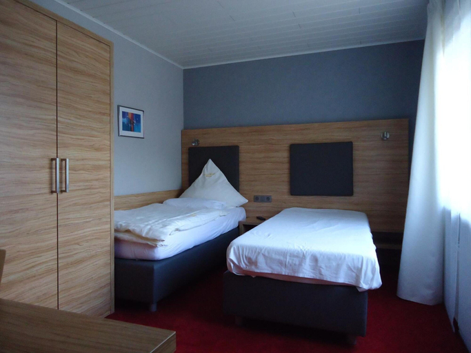Bedroom 3, Garten Hotel Bonn, Bonn