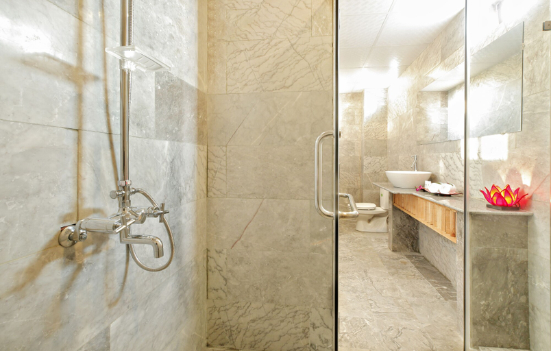 Bathroom 3, Ly Phuc Homestay, Da Nang