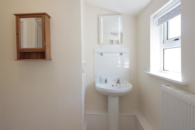 Bathroom 3, Green Door - Thrift, Cornwall