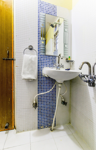Bathroom, FabExpress Pearl, Patna