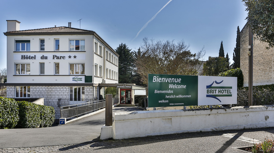 Exterior & Views 2, Brit Hôtel du Parc Niort Centre - Parking gratuit, Deux-Sèvres