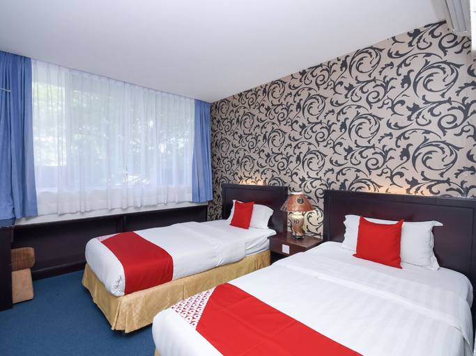 Bedroom 2, City Home Stay, Miri