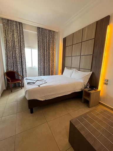 Bedroom 3, Hotel Franco, Mfoundi
