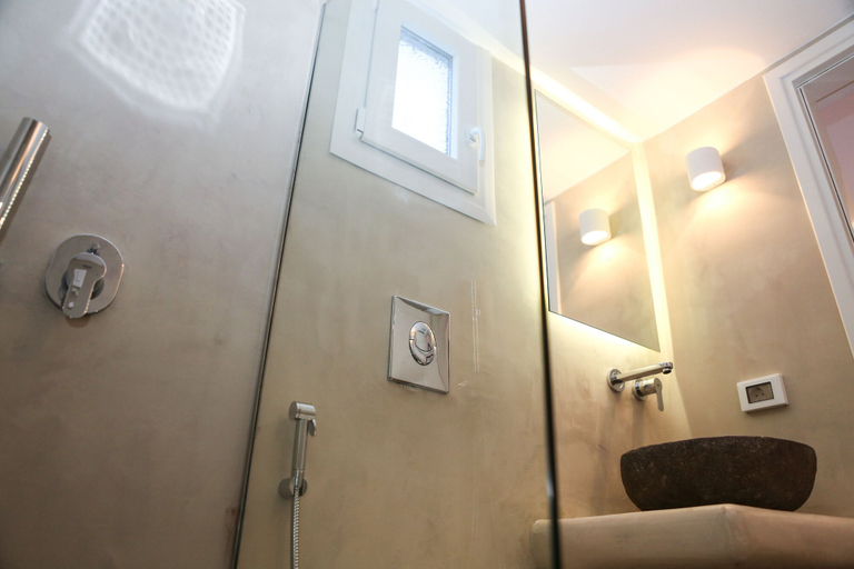 Bathroom 4, Hotel Jason, South Aegean