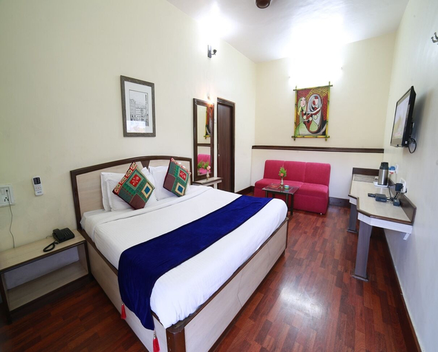 Bedroom 3, Hotel Karnavati, Sirohi