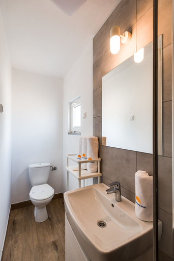 Bathroom 4, Croatia Camp Mobile Homes Vodice, Vodice