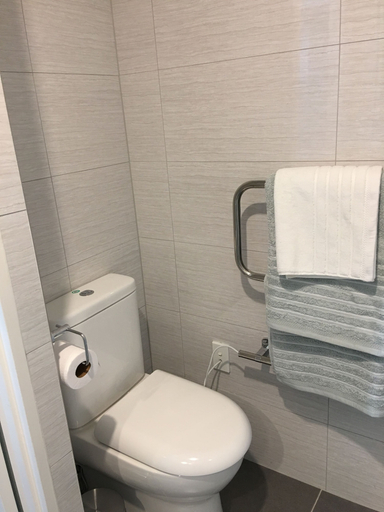 Bathroom 3, Altitude, Waitakere