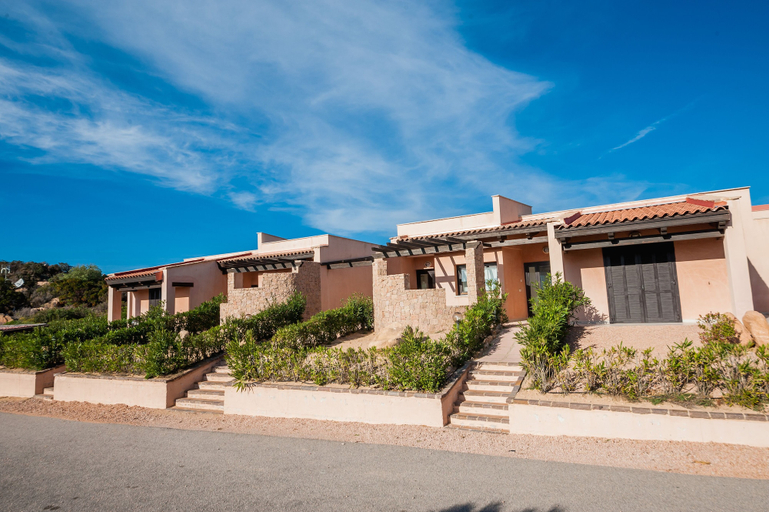 Front of property 3, Gravina Residence - Villas & Apartments, Olbia-Tempio