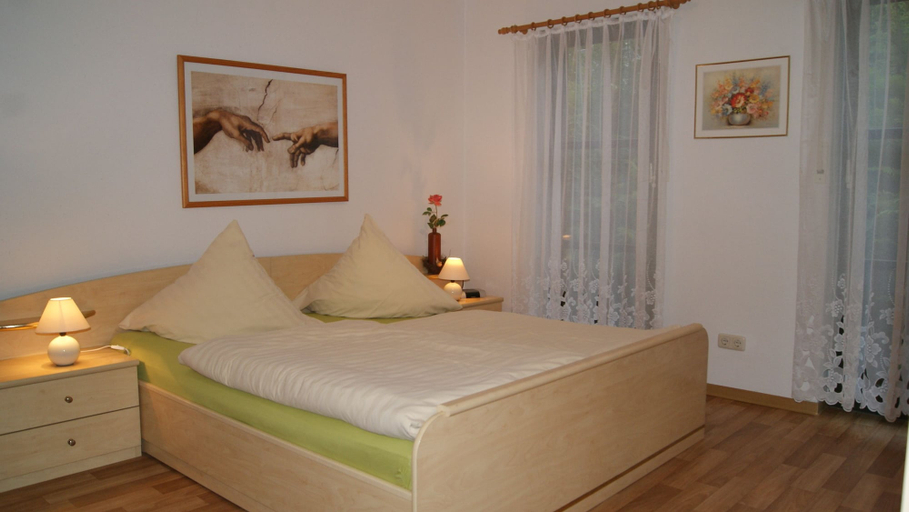 Bedroom 2, Ferienwohnungen Elsterblick, Vogtlandkreis