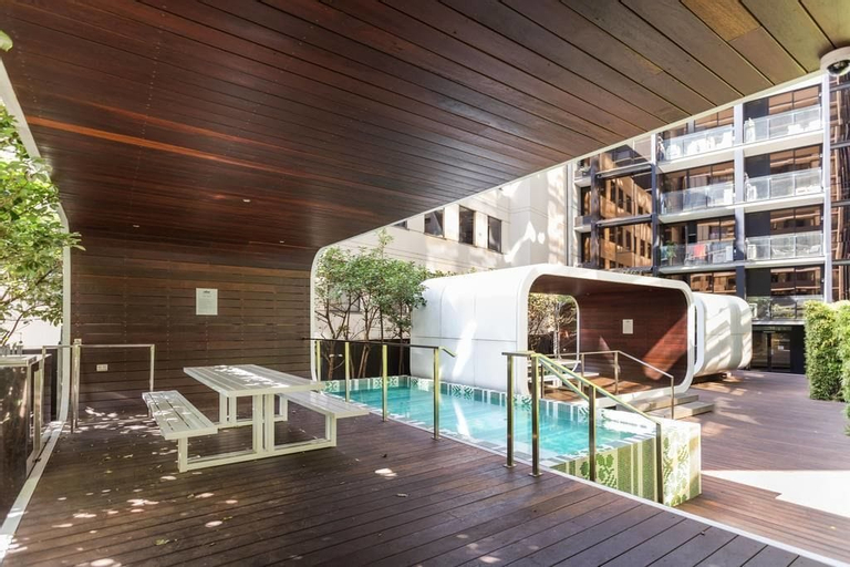 Sport & Beauty 2, Xanadu Apartments, Melbourne