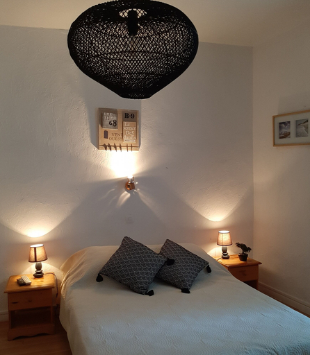 Bedroom 3, Hotel Restaurant Le Goût des Hôtes, Hérault