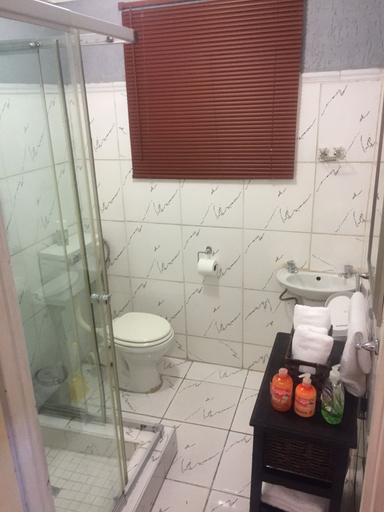 Bathroom 4, Dithakong Bed & Breakfast, City of Johannesburg