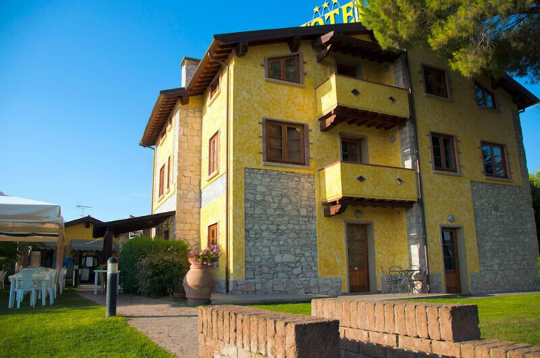 Exterior & Views 2, Tenuta La Lupa Country Hotel, Pisa