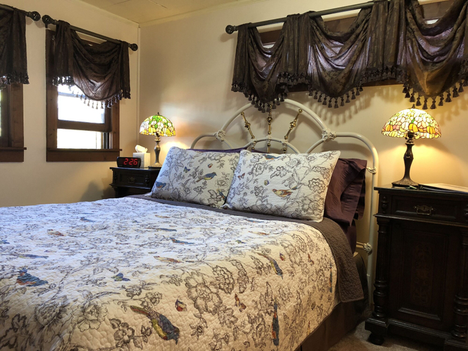 Bedroom 2, Country Inn Bed and Breakfast, Mendocino
