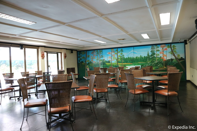 Food & Drinks 5, Riverview Resort & Conference Center, Calamba City