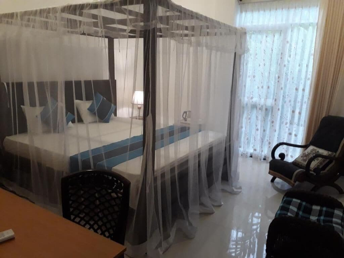 Bedroom 2, Villa Olga, Habaraduwa