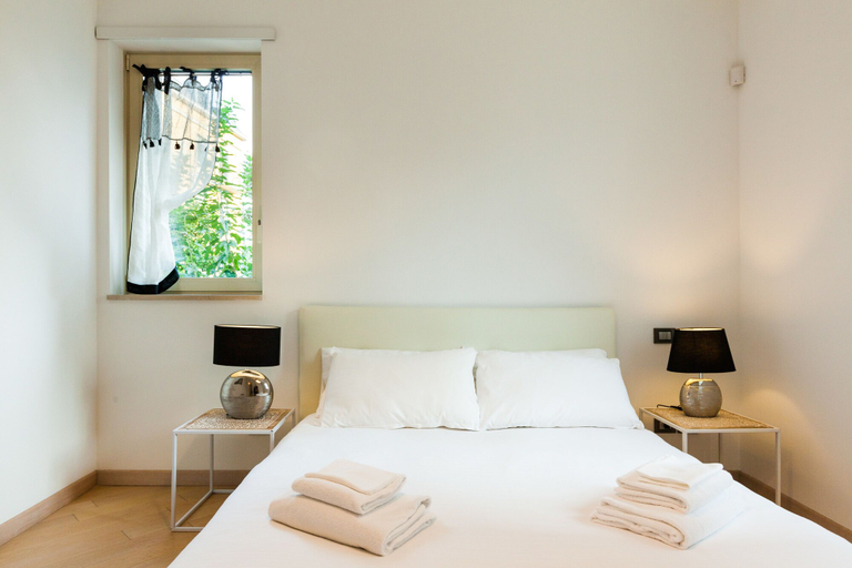 Others 5, easyhomes - Timavo, Milano