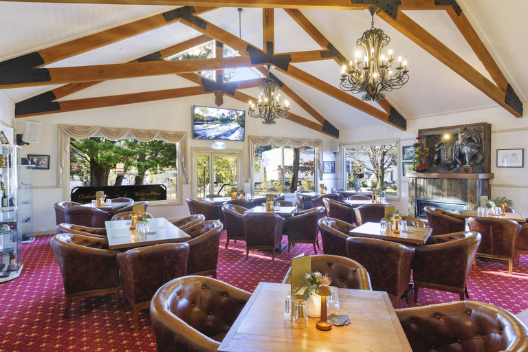 Food & Drinks 5, Black Gold Motel, Lithgow