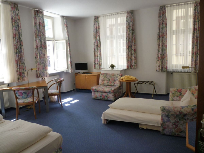 Bedroom 2, Hotel Am Rathaus, Heidelberg