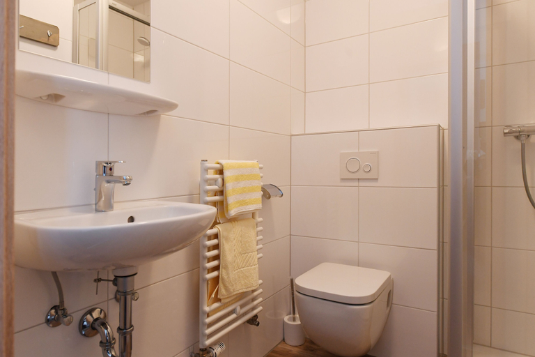 Bathroom 3, Pension Grenzenlos, Heinsberg