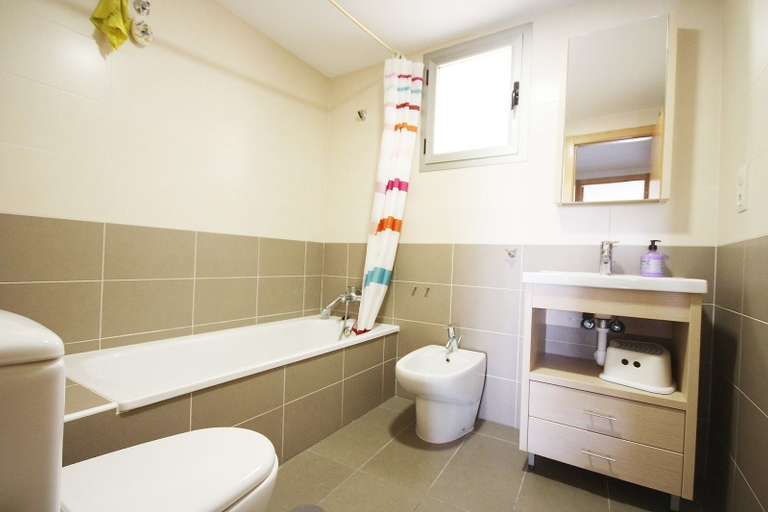 Bathroom 4, Apartamento Borumbot 17 - Plaza Mayor, Alicante