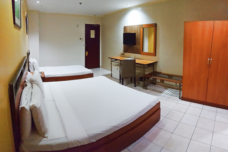 Bedroom 4, Golden Valley Hotel, Cebu City